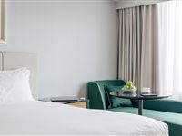 MantraMelbAirport_Premium_King_Studio_3
